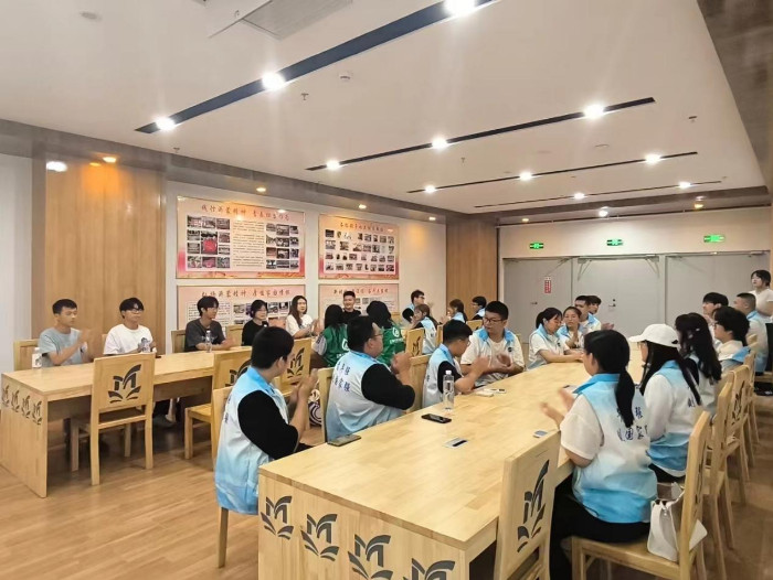 青 山绿水,“河”我守护|江南大学“河”你守绿实践团筑梦绿色新篇章